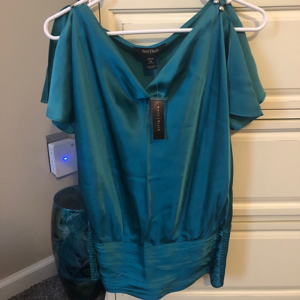 NWT White House Black Market silk top xsmall